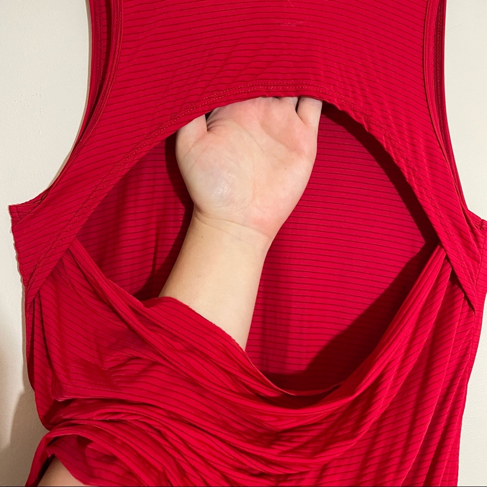 Beyond Yoga Keyhole Back Tank - Picture 7 of 8